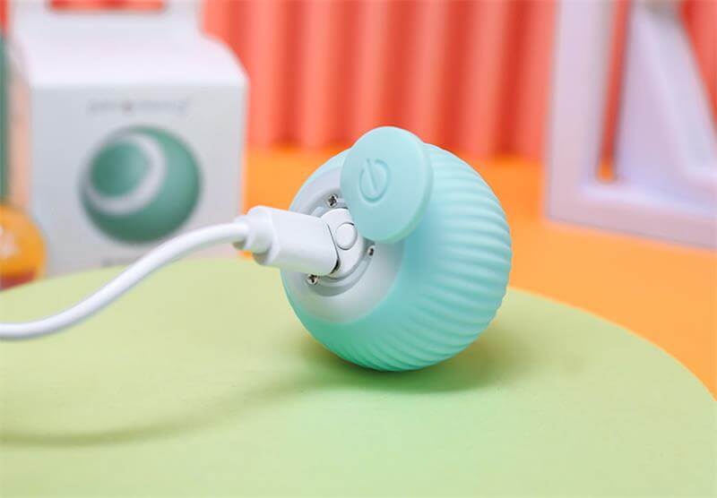 Elektrische rollende bal voor huisdieren