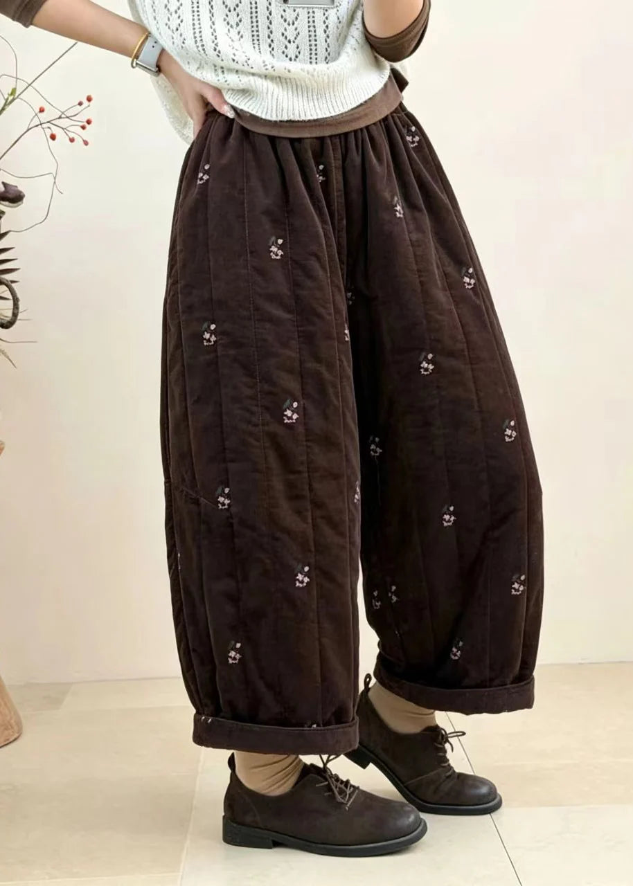 Dames Cropped Broek Geborduurd Met Koffieprint 2
