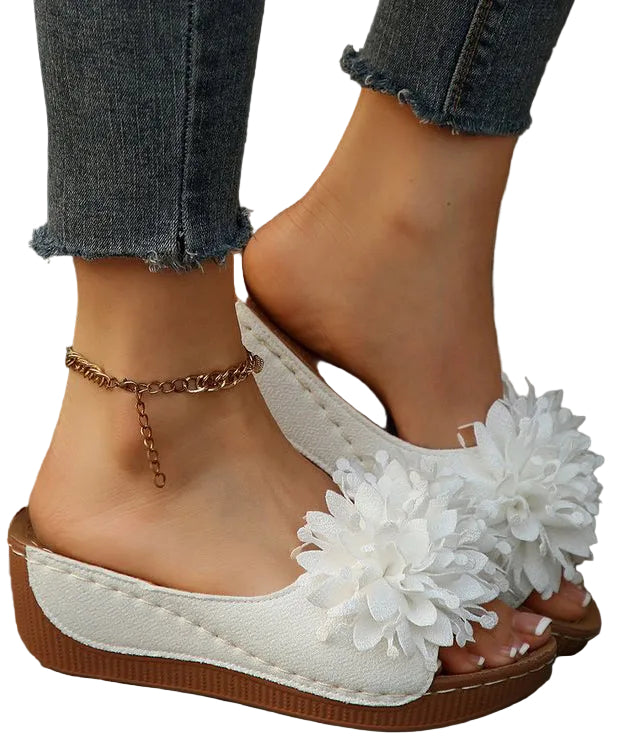 Dames Sandalen Met Bloemenprint En Sleehak 0