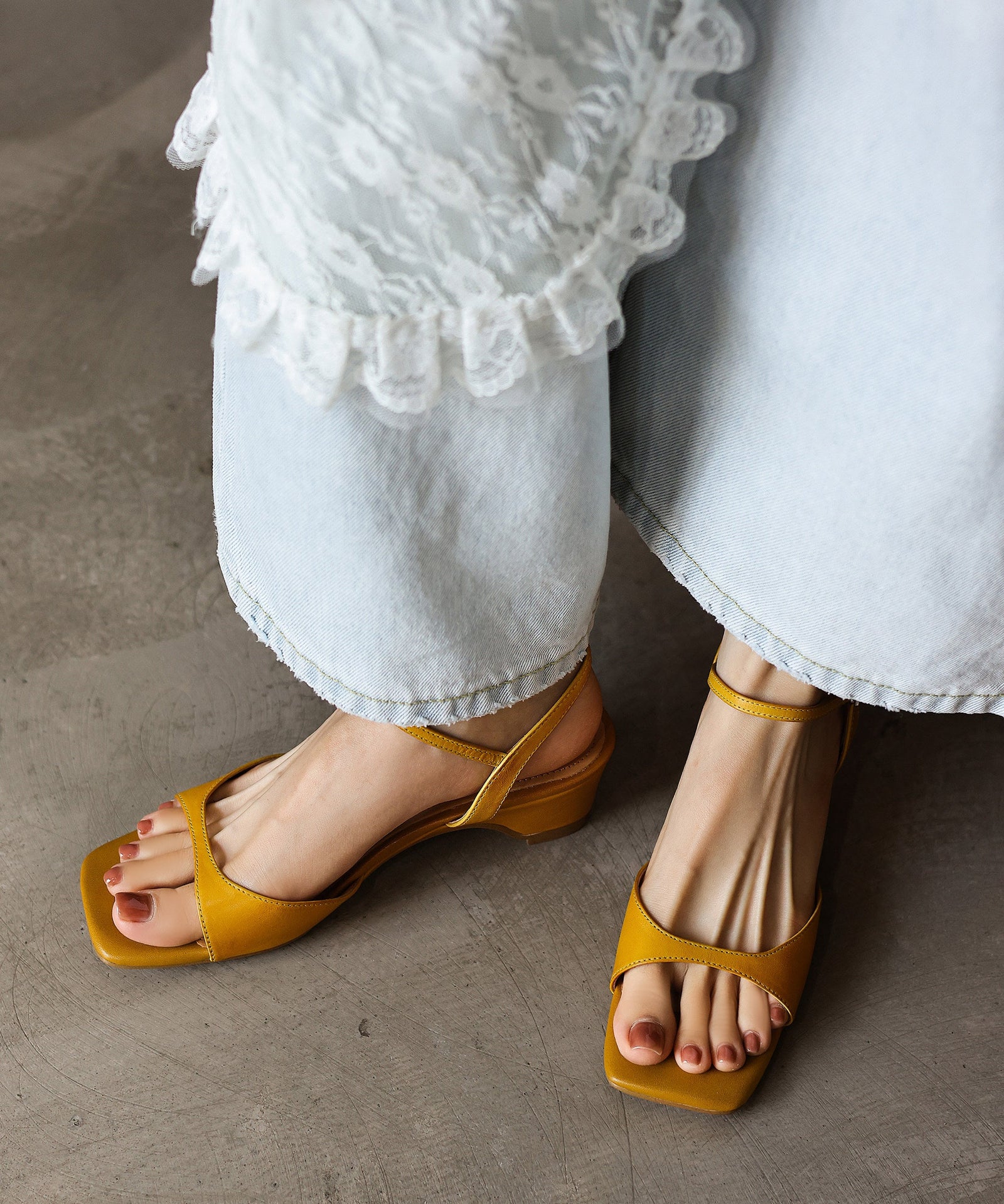 Dames Sandalen Peeptoe Met Dikke Hak 3