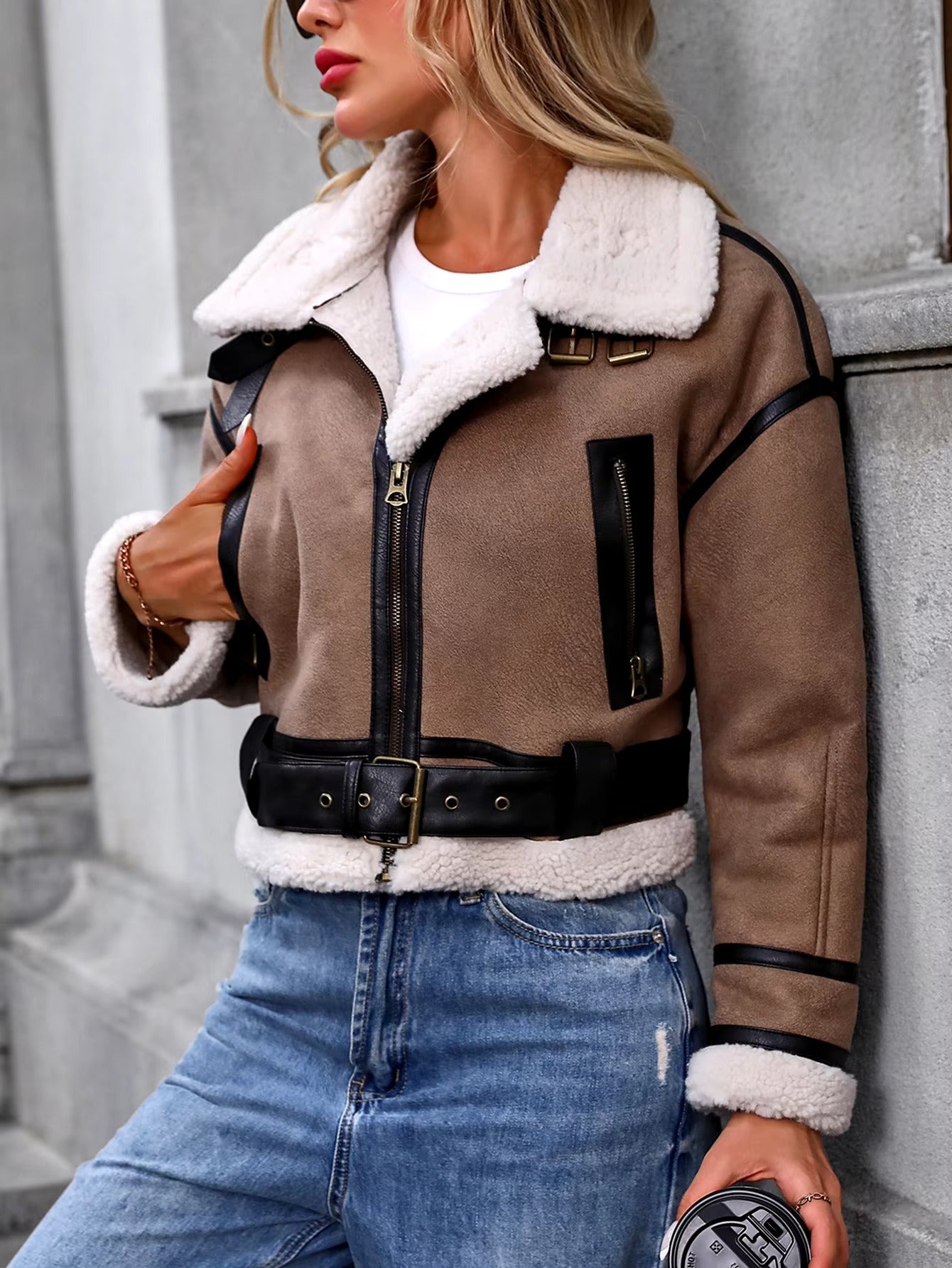 Dames Sherpa Jas Met Vintage Leren Accenten 3