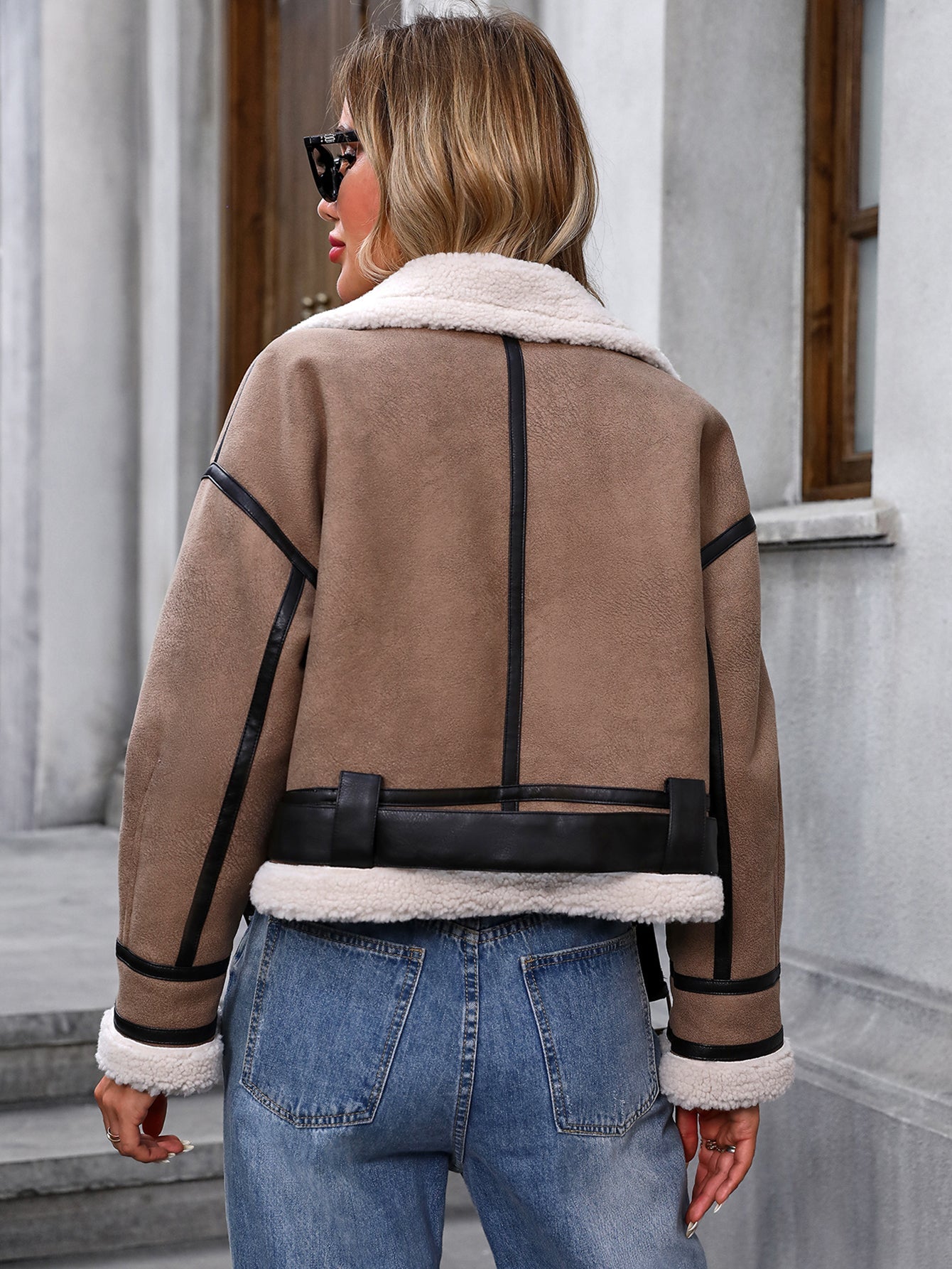 Dames Sherpa Jas Met Vintage Leren Accenten 4
