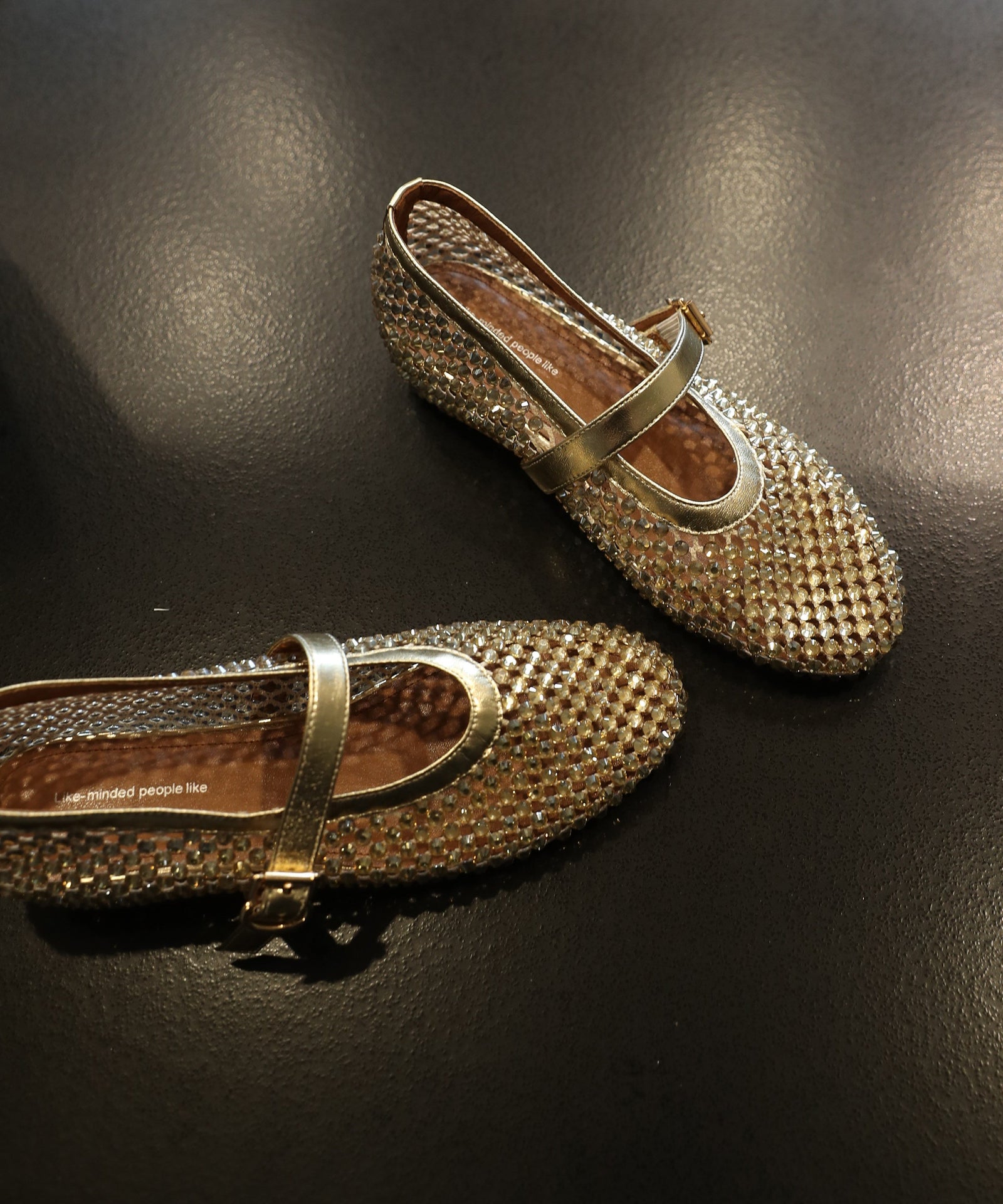 Dames Sleehaksandalen Met Uitgeholde Details 2