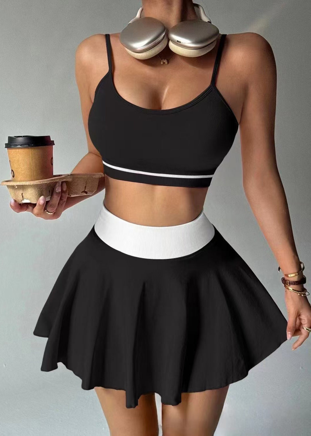 Dames Sportset Zwart Met Controle 1