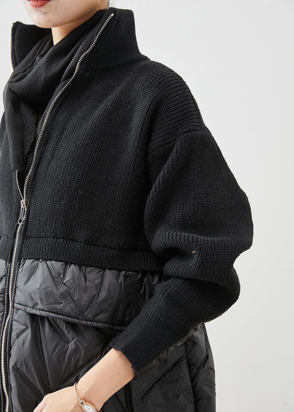 Dames Zwarte Gebreide Jas met Rits en Patchwork 4