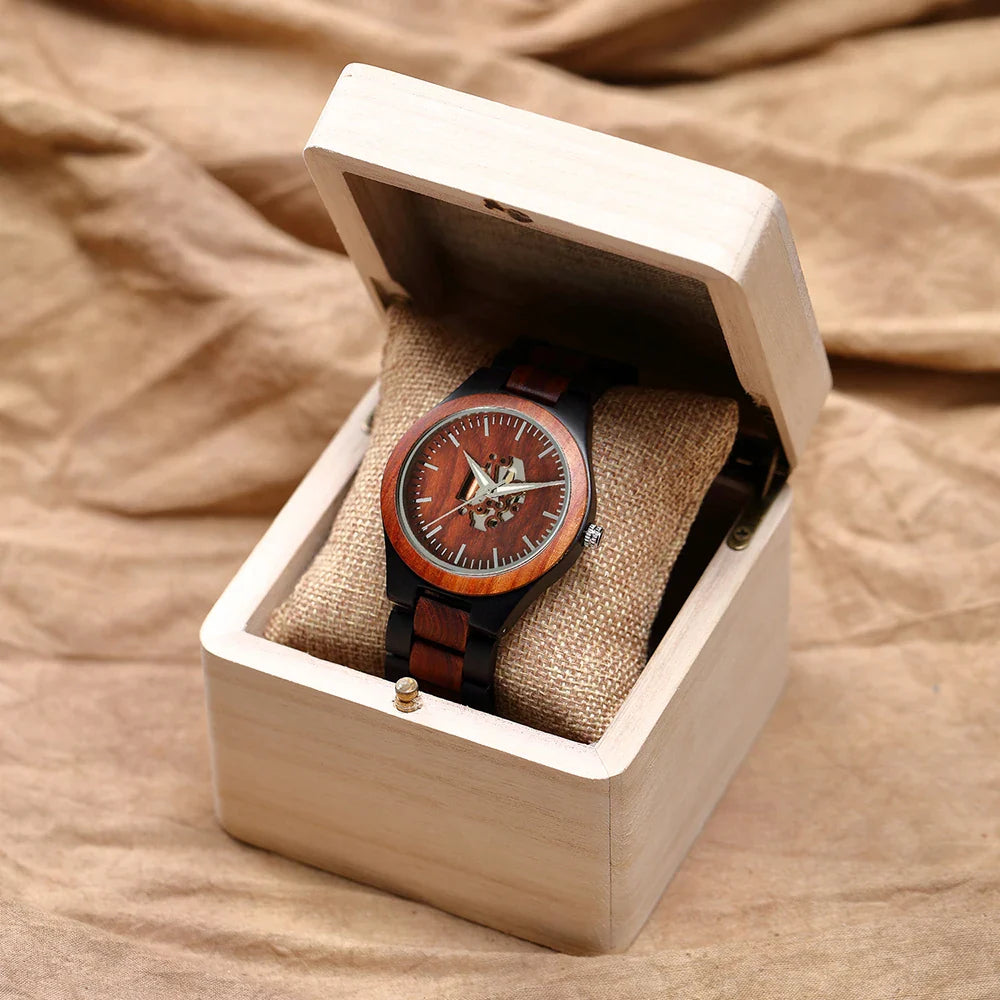 Heren Analoog Horloge met Houten Accenten 4