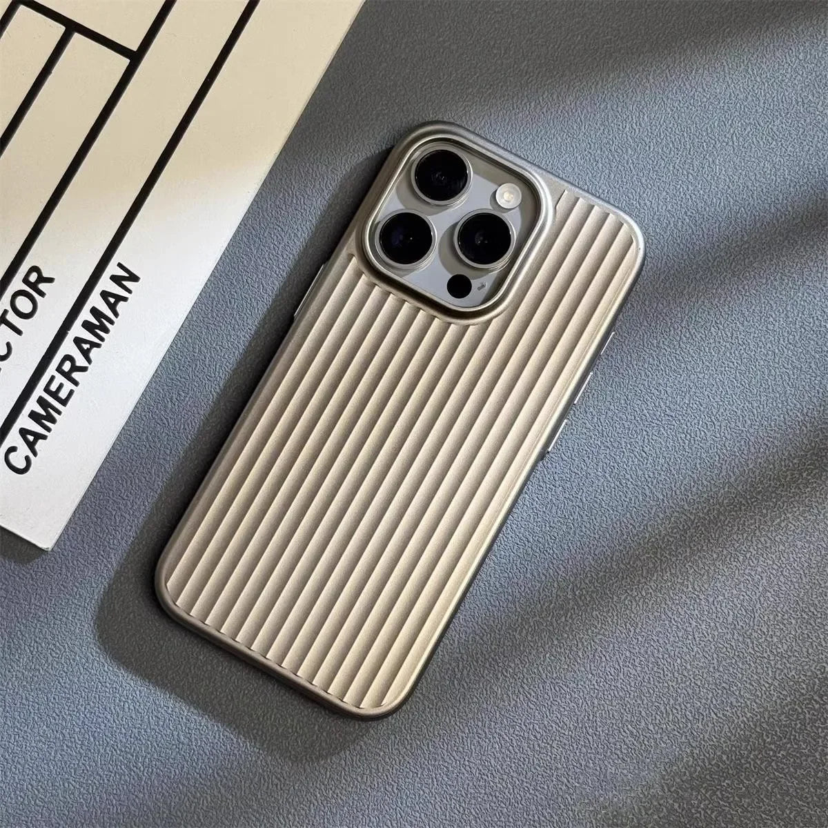 Telefoonhoesje voor mannen met geribbelde textuur 4