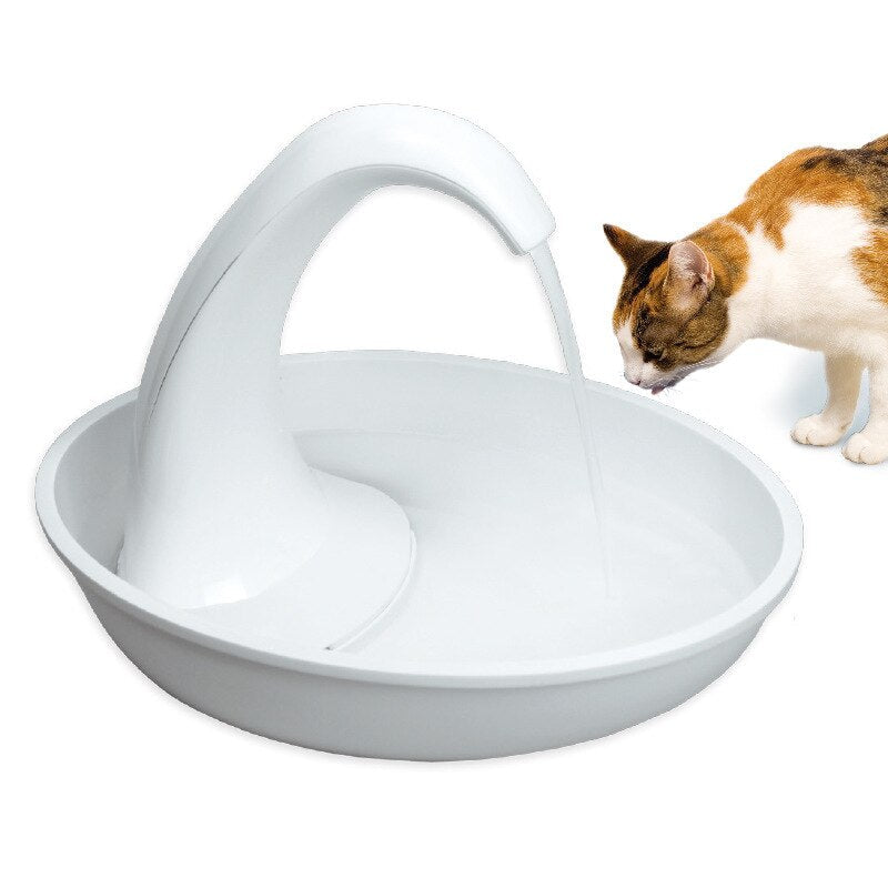 Automatische drinkfontein voor katten