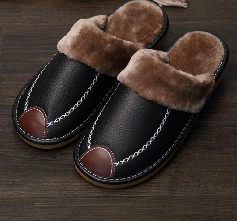 De Alpha Slippers