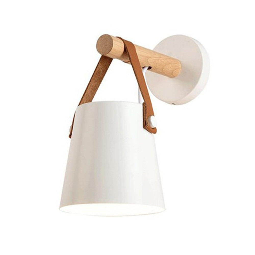 Noordse Houten Wandlamp