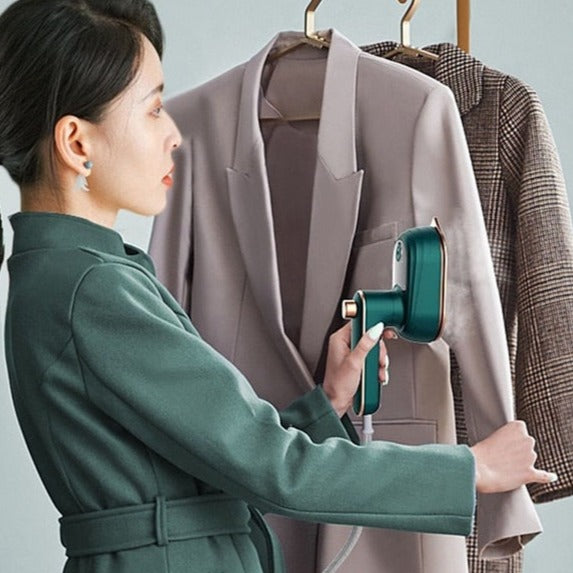 Handstrijkijzer met stoom