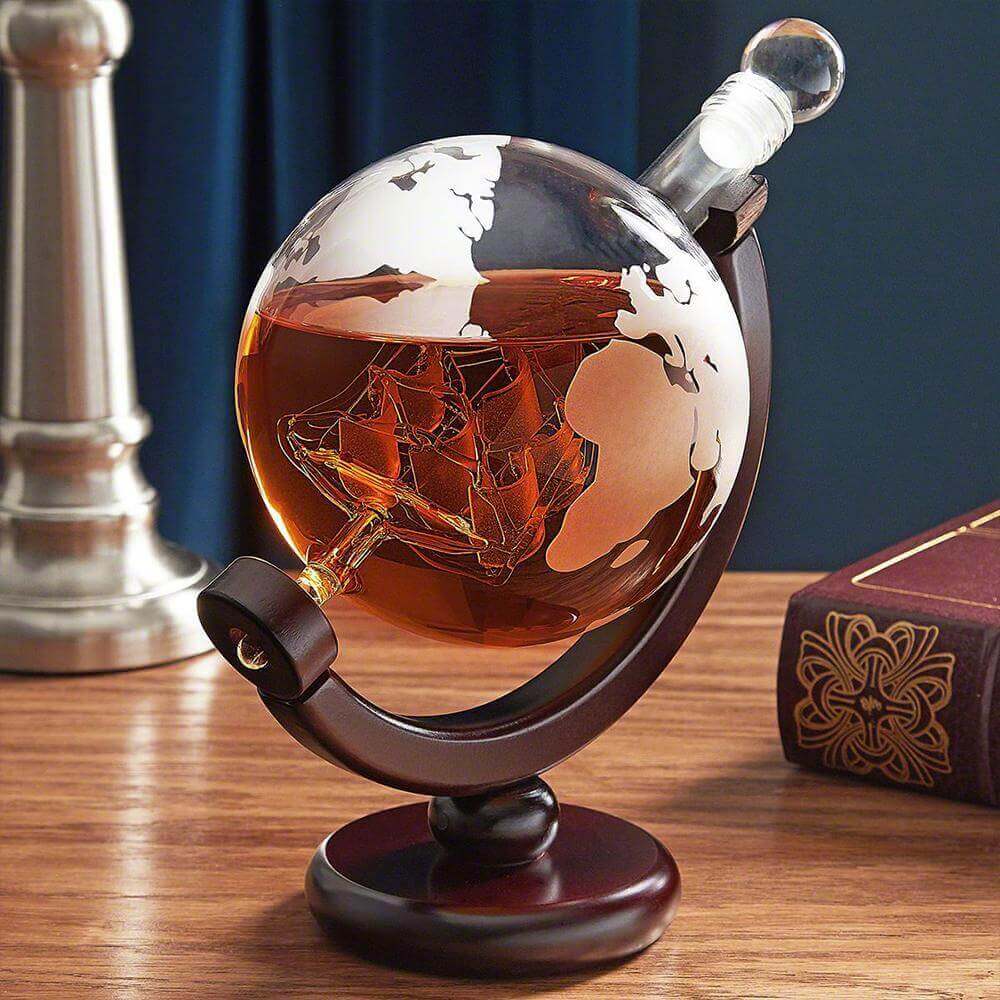 Globe Whiskey Karaf Set