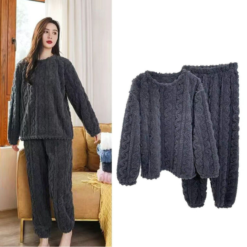 Warme fleece pyjamaset voor dames