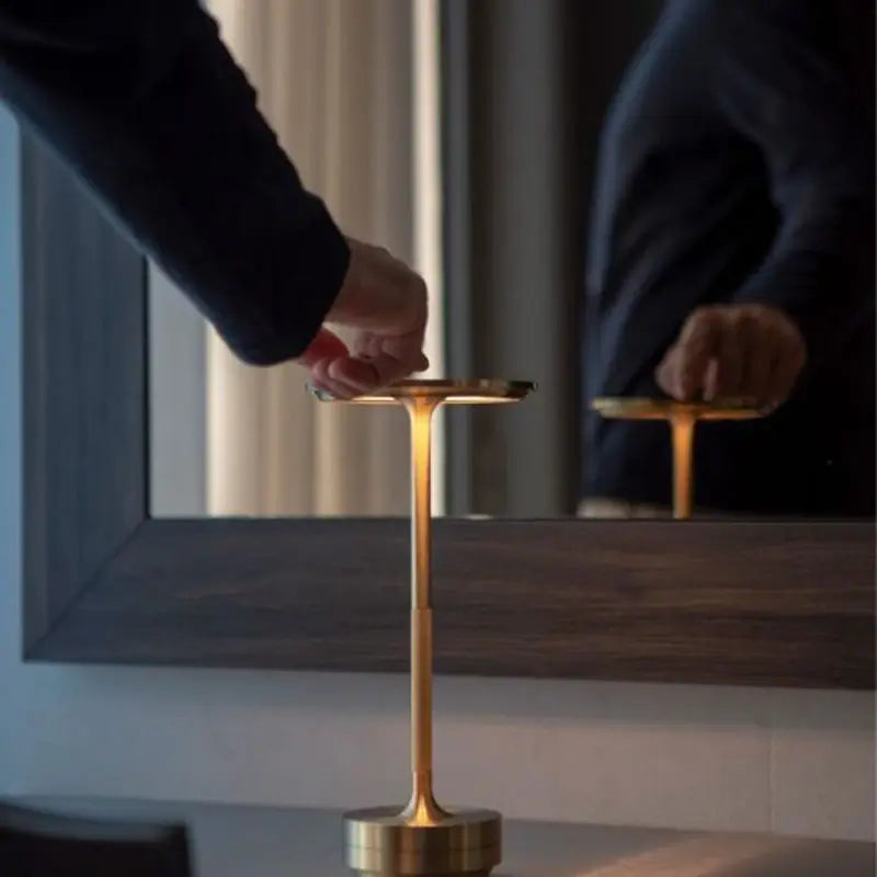 Aluminium Aanraakschakelaar Lamp