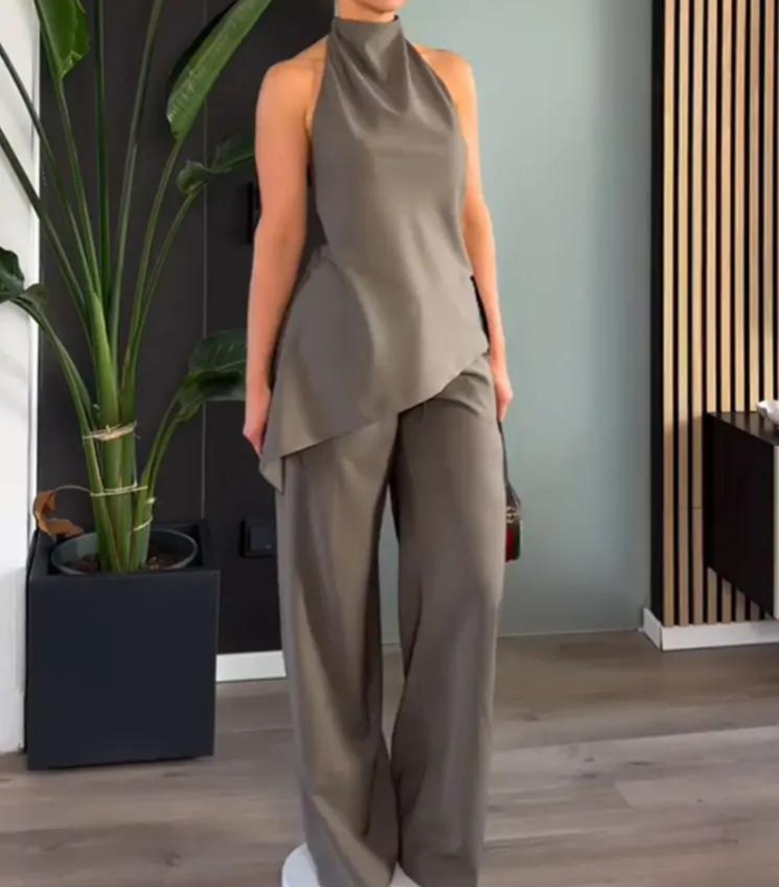 Chic Haltertopje & Broekje