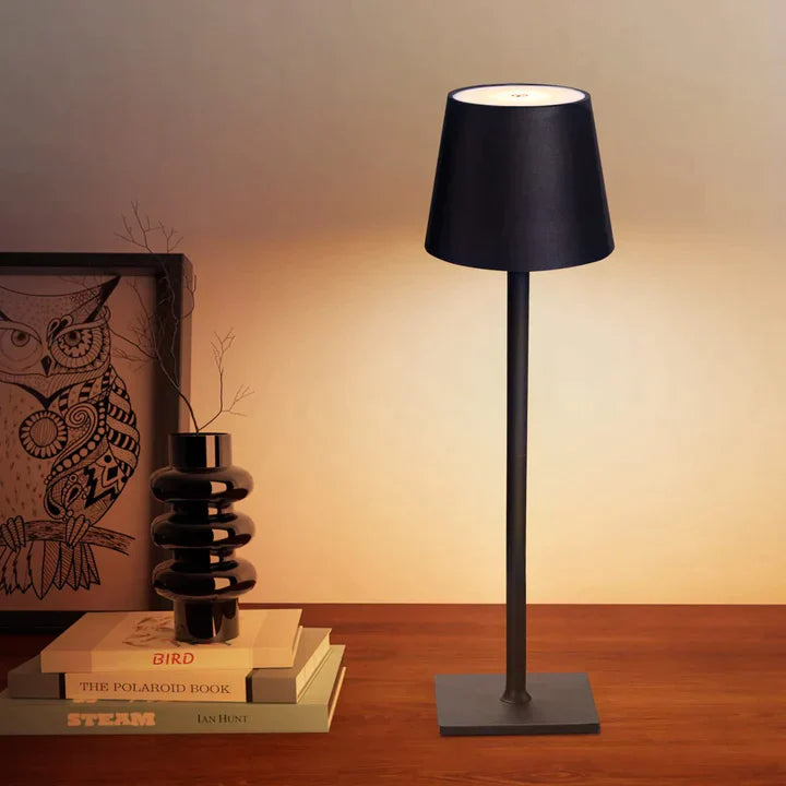 Variant image for Oplaadbare Tafellamp Wit Elegant Aluminium Draadloos Waterdicht voor Binnen en Buiten-4