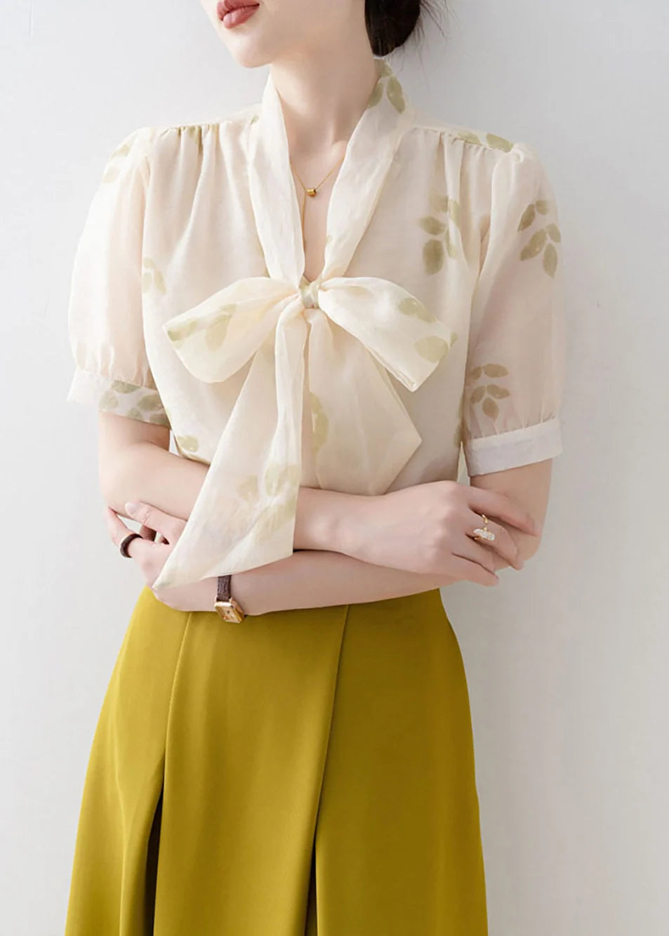 Dames Blouse V-hals Abrikozenprint Korte Mouwen 4