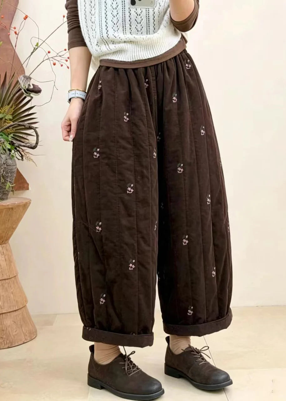 Dames Cropped Broek Geborduurd Met Koffieprint 1