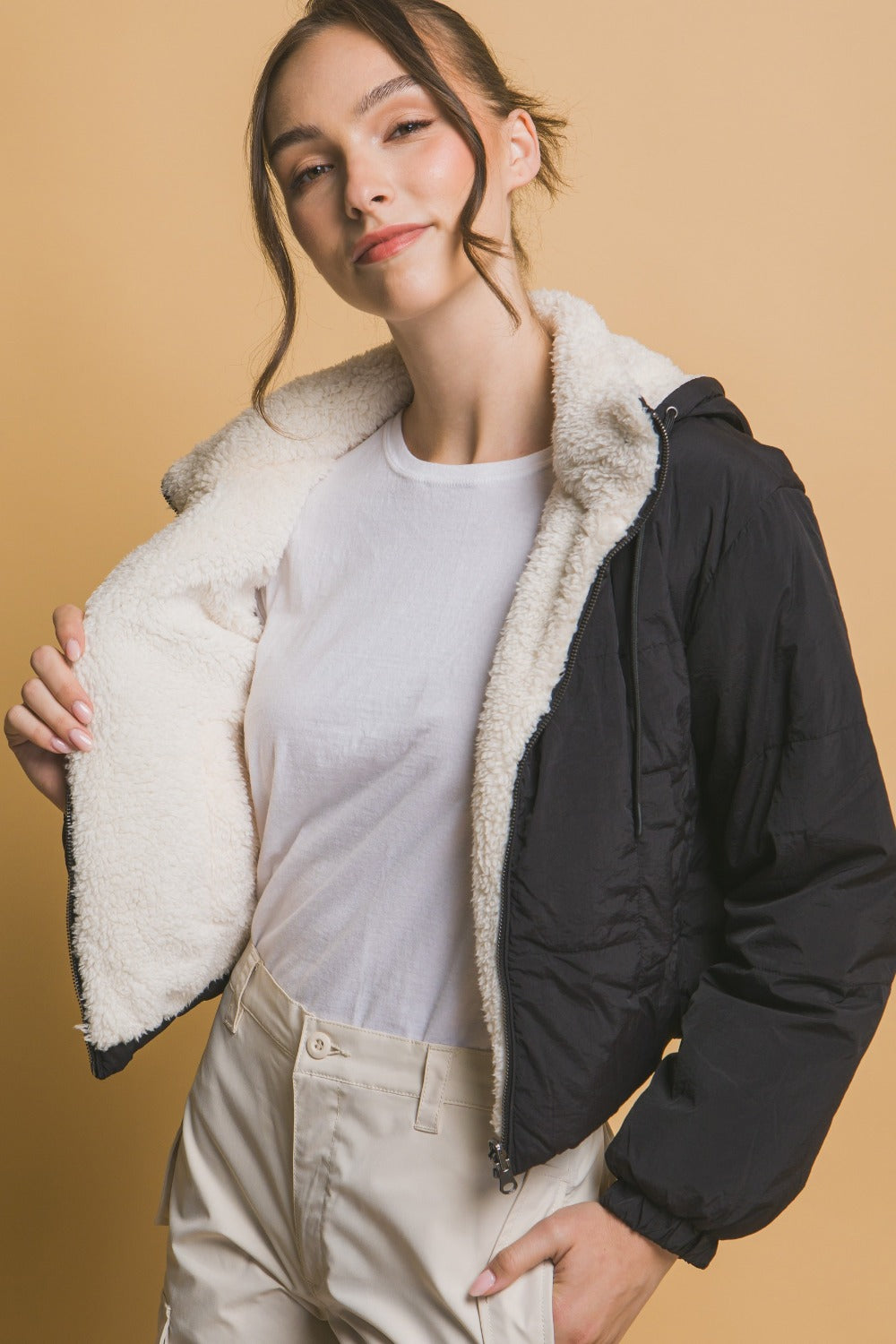 Dames Cropped Hooded Sherpa Reversible Jacket 1
