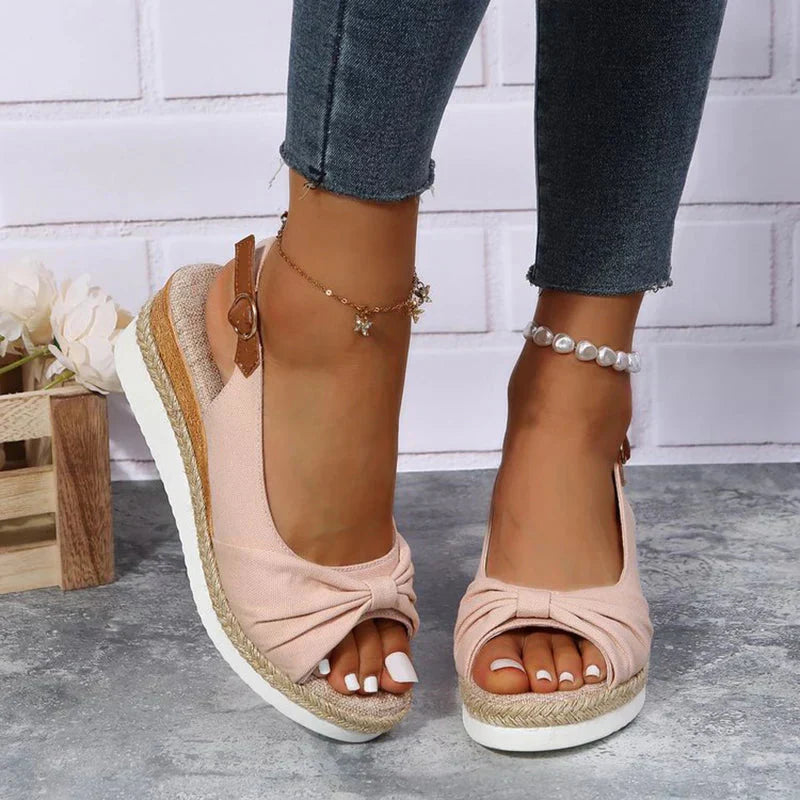 Dames Espadrille Sandalen met Gespsluiting en Knoopdetail 1