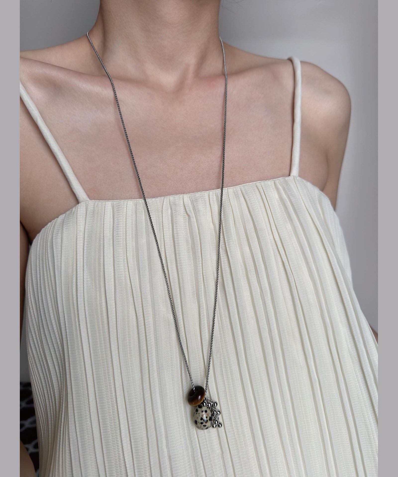 Dames Ketting met Titanium Stalen Hanger en Edelsteen 1