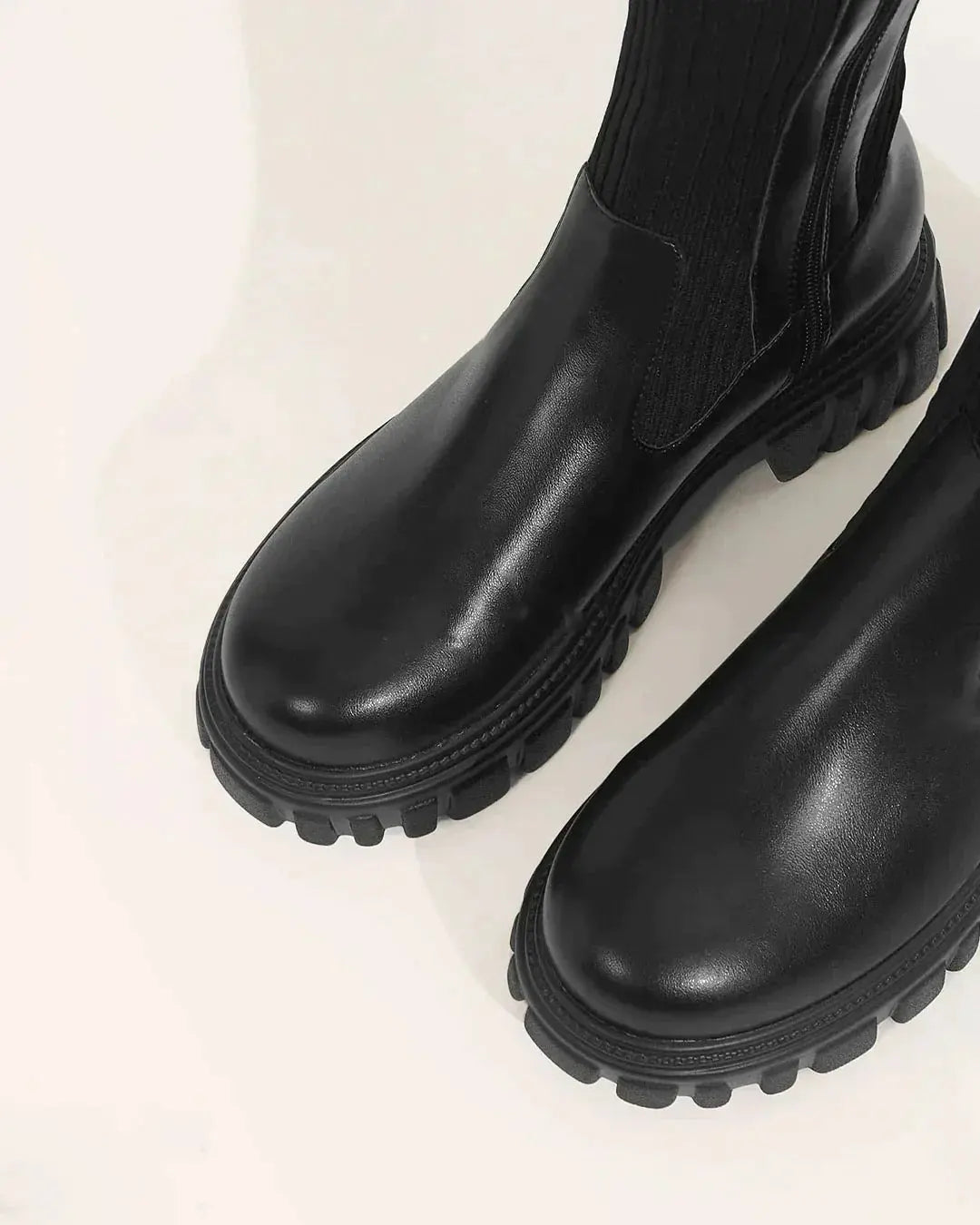 Dames Kniehoge Laarzen Met Strak Ontwerp 4