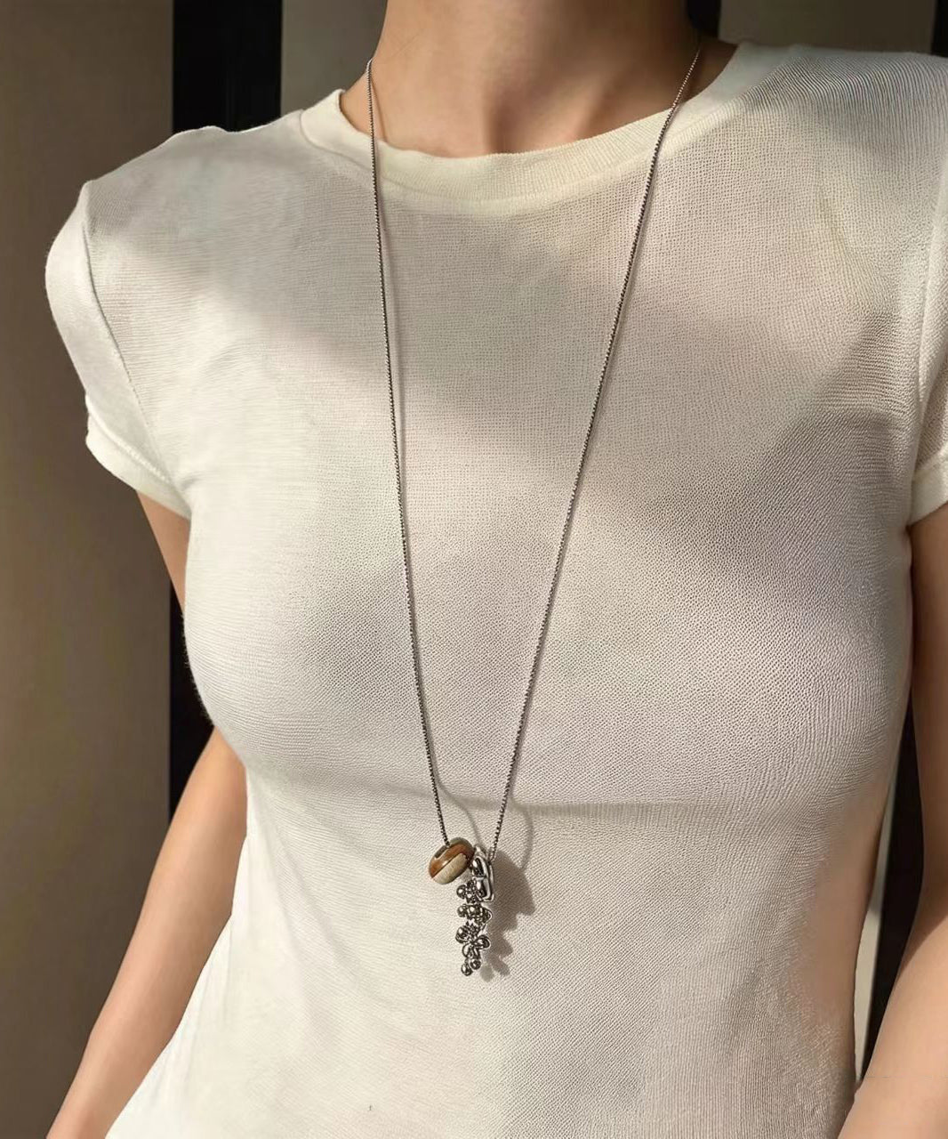 Dames Lariat Ketting Natuursteen Titanium Stijlvol 2
