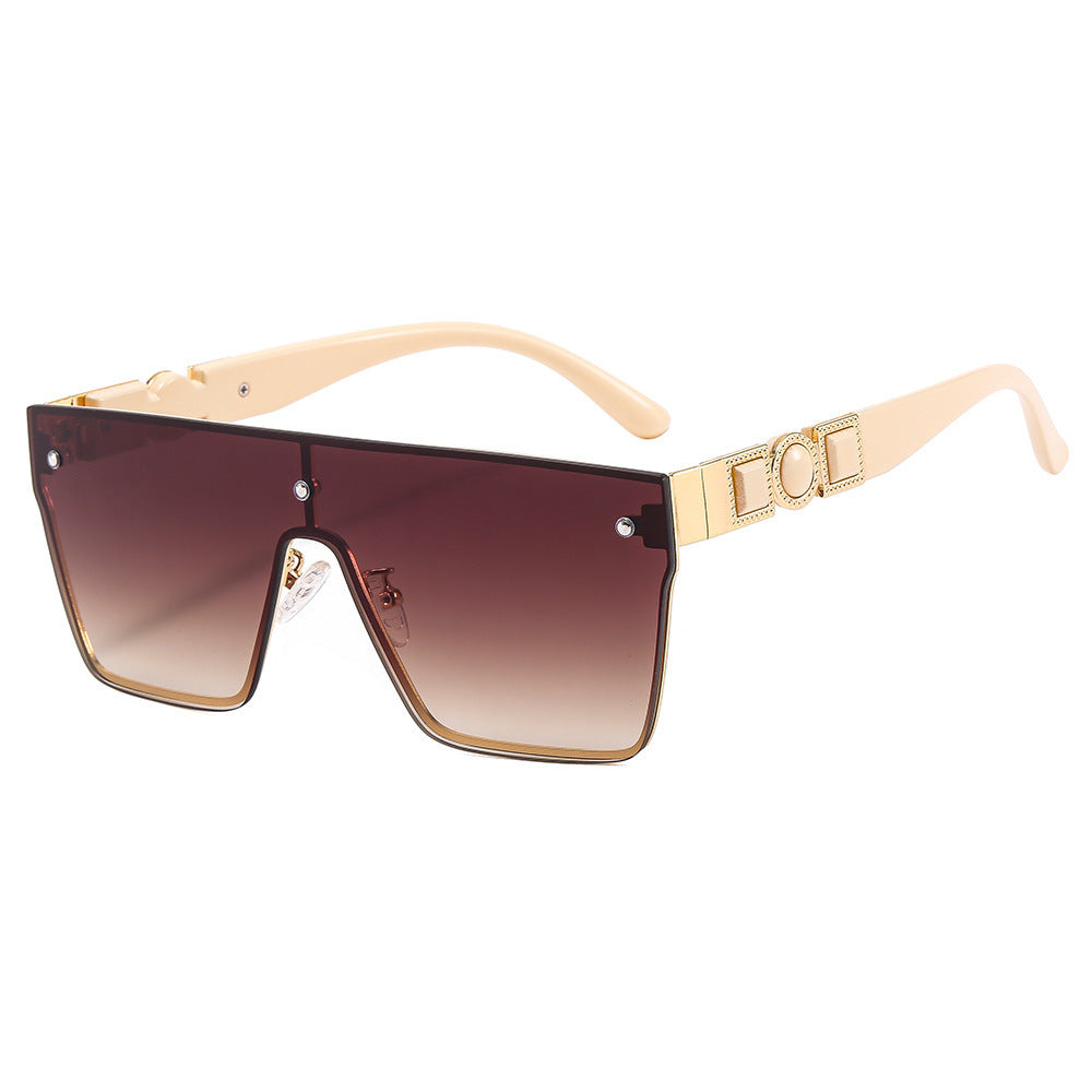 Dames Oversized Zonnebril Met Modieus Frame 1
