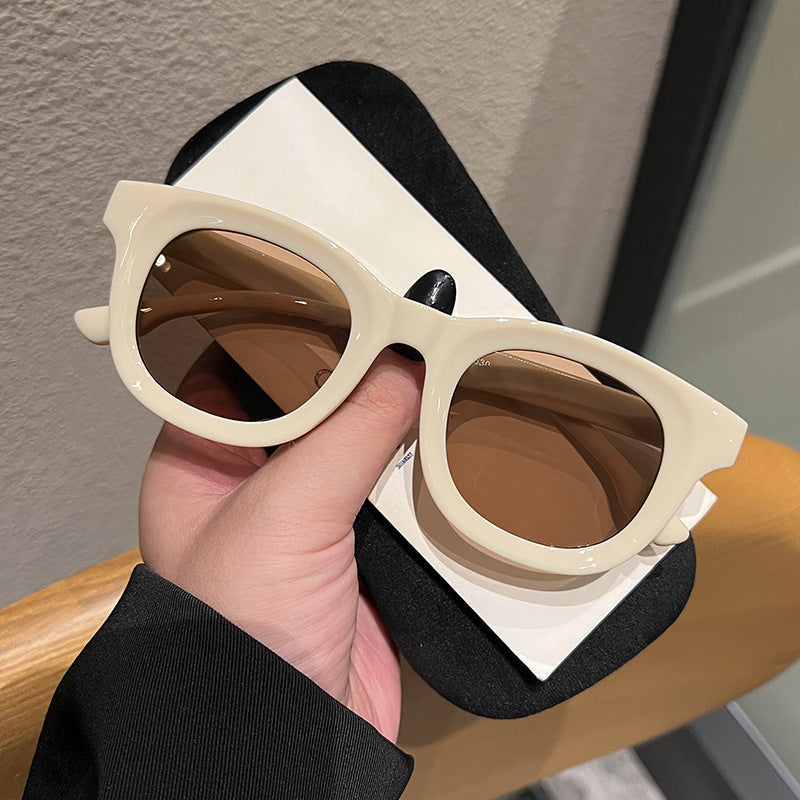 Dames Oversized Zonnebril met Opvallend Design 1