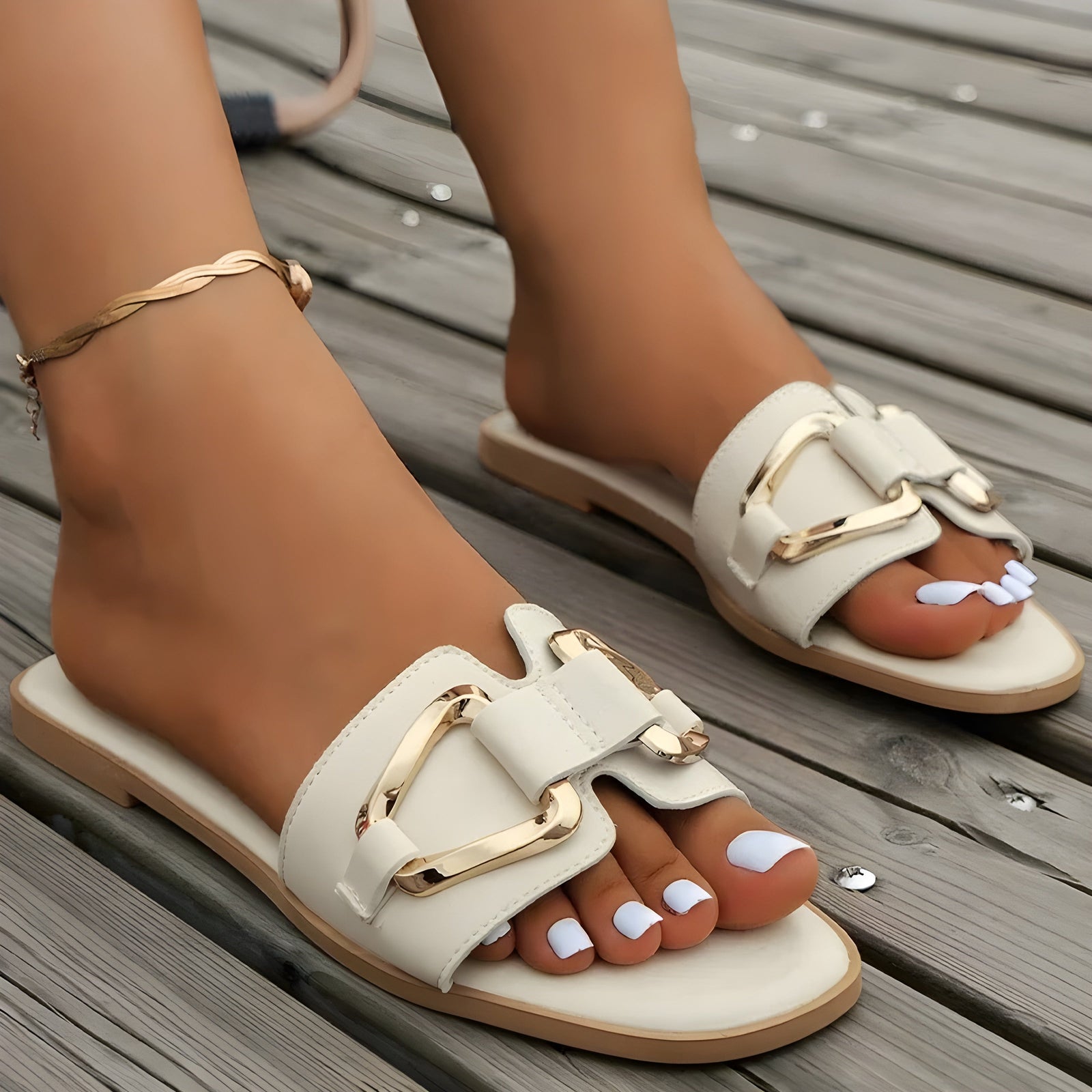 Dames Platte Schoenen met Gouden Gesp 1