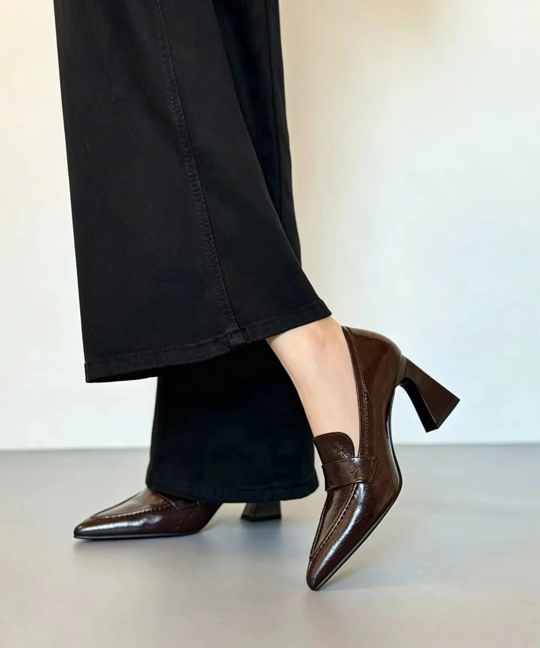 Dames Pumps Vintage Stijl Met Spitse Neus 1