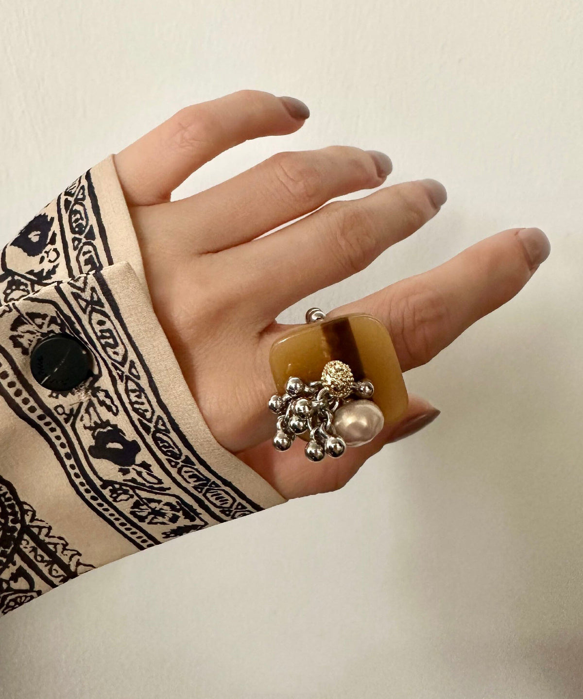 Dames Ring Onregelmatige Kralen Kwastje Design 3