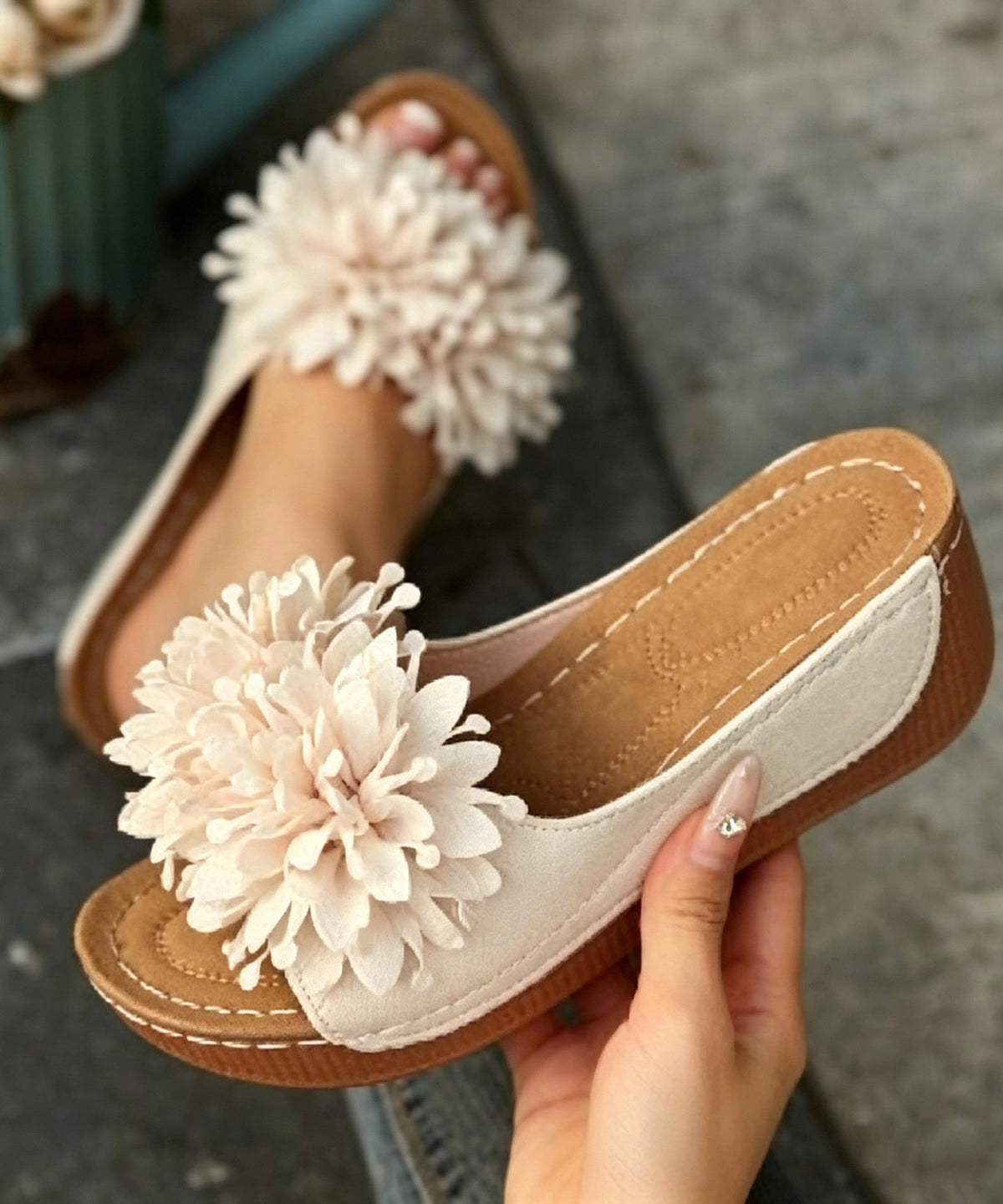 Dames Sandalen Met Bloemenprint En Sleehak 4