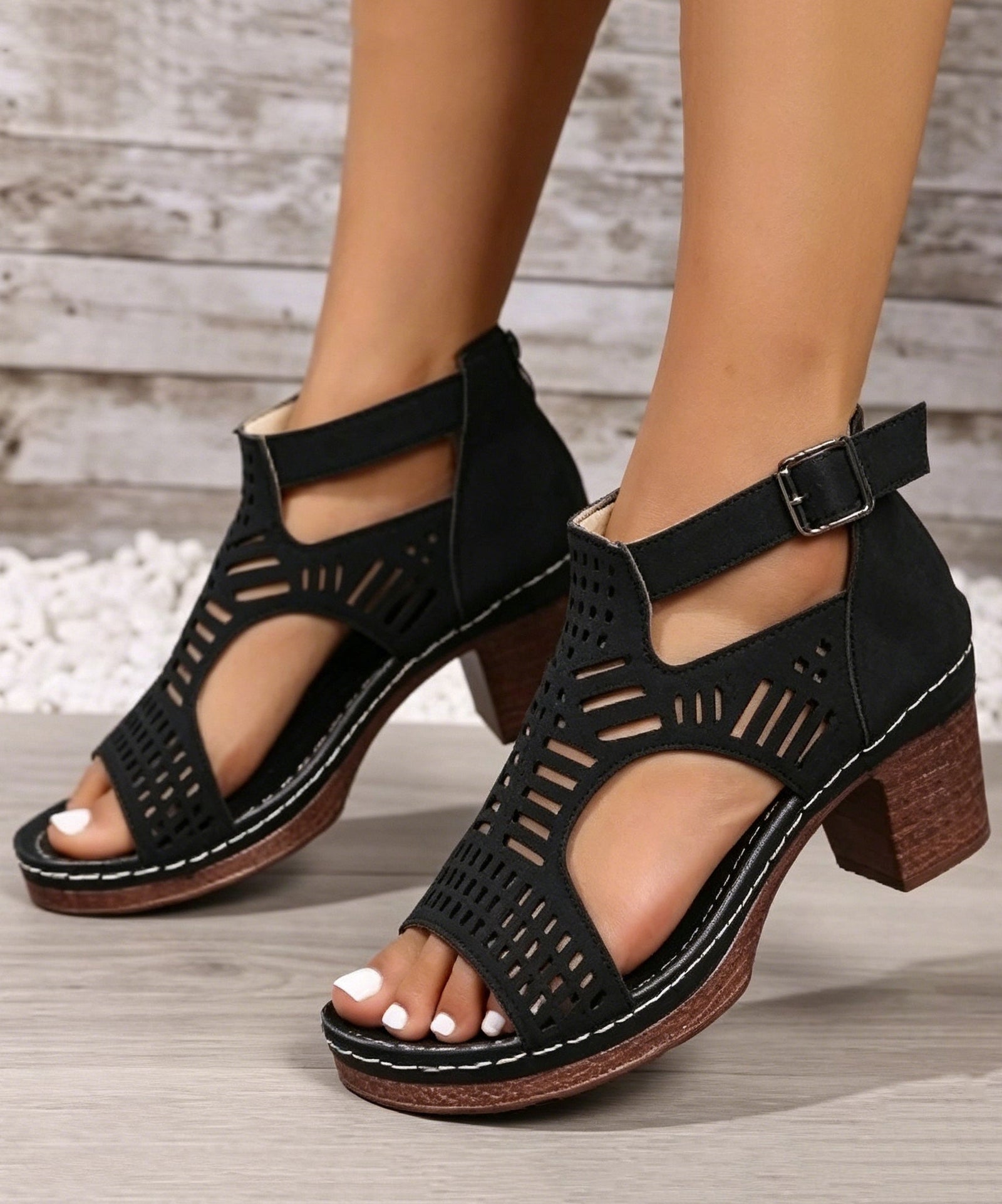 Dames Sandalen Met Dikke Hak 1
