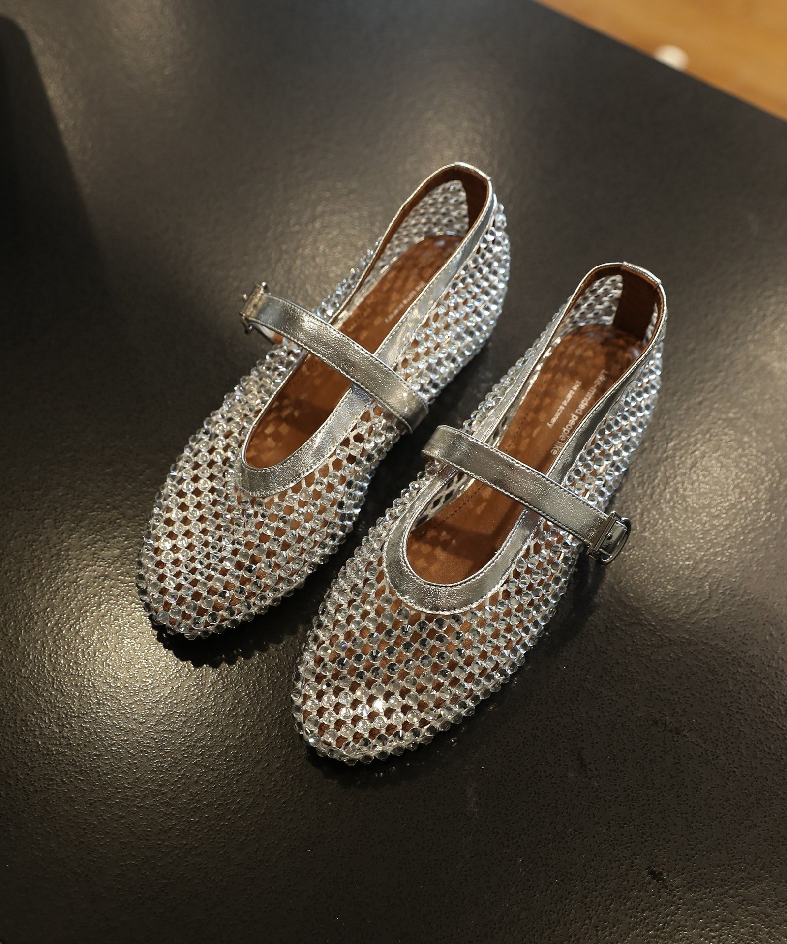 Dames Sleehaksandalen Met Uitgeholde Details 1