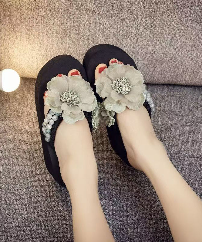 Dames Slippers met Bloem Motief en Platform 2