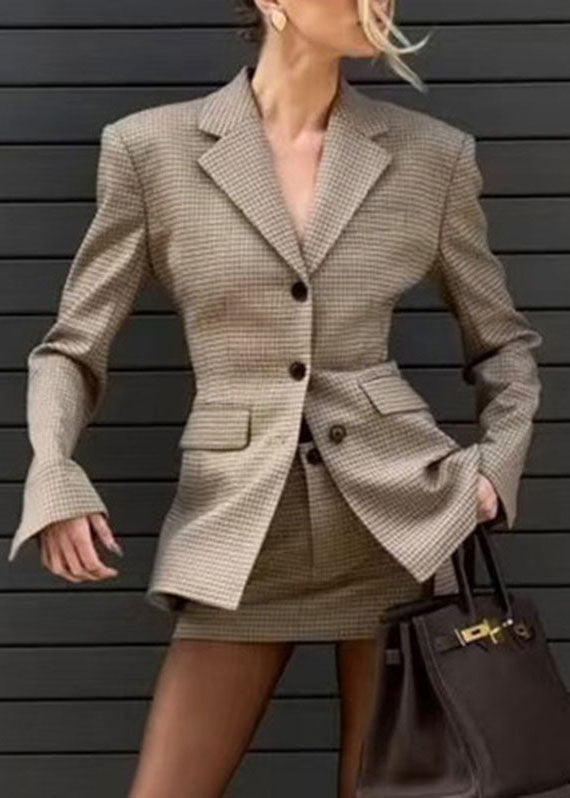 Dames Tweedelige Set Met Geruite Jas en Rok Met Uitlopende Mouwen 2