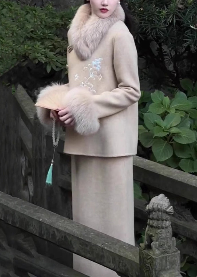 Dames Tweedelige Set met Kameelbontkraag en Knoopdetails 3