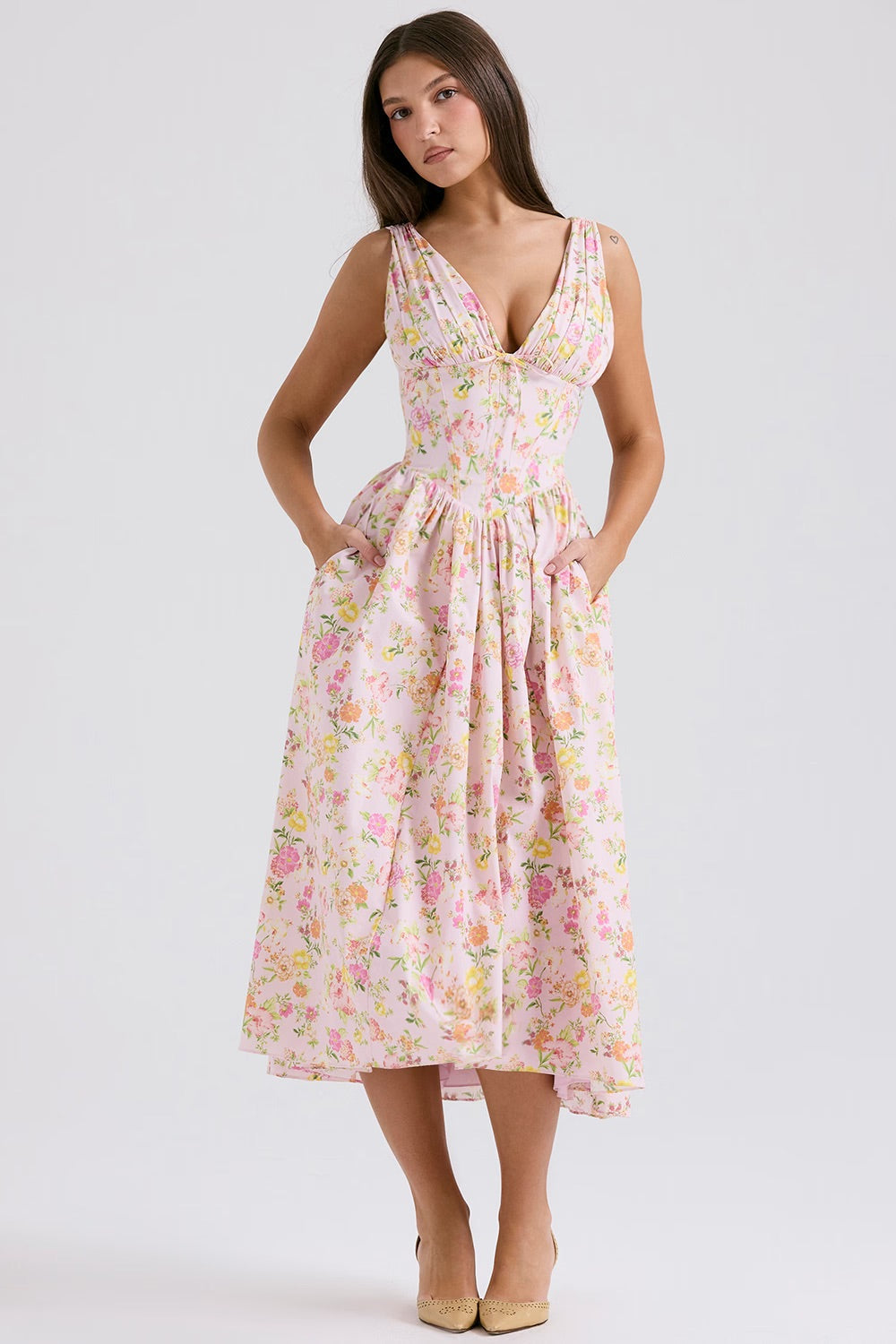 Dames Zomerjurk Bloemenprint Met Flatterend Silhouet 1