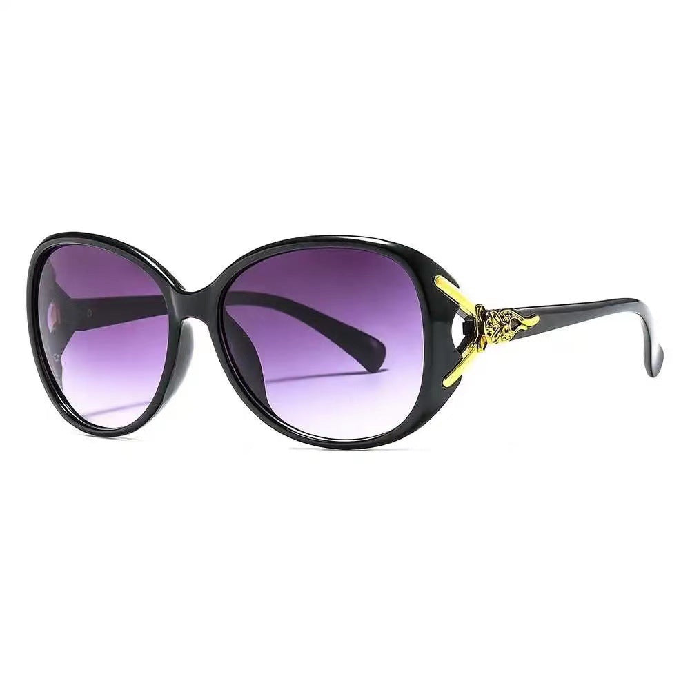 Dames Zonnebril Modern Met Gouden Accenten 5