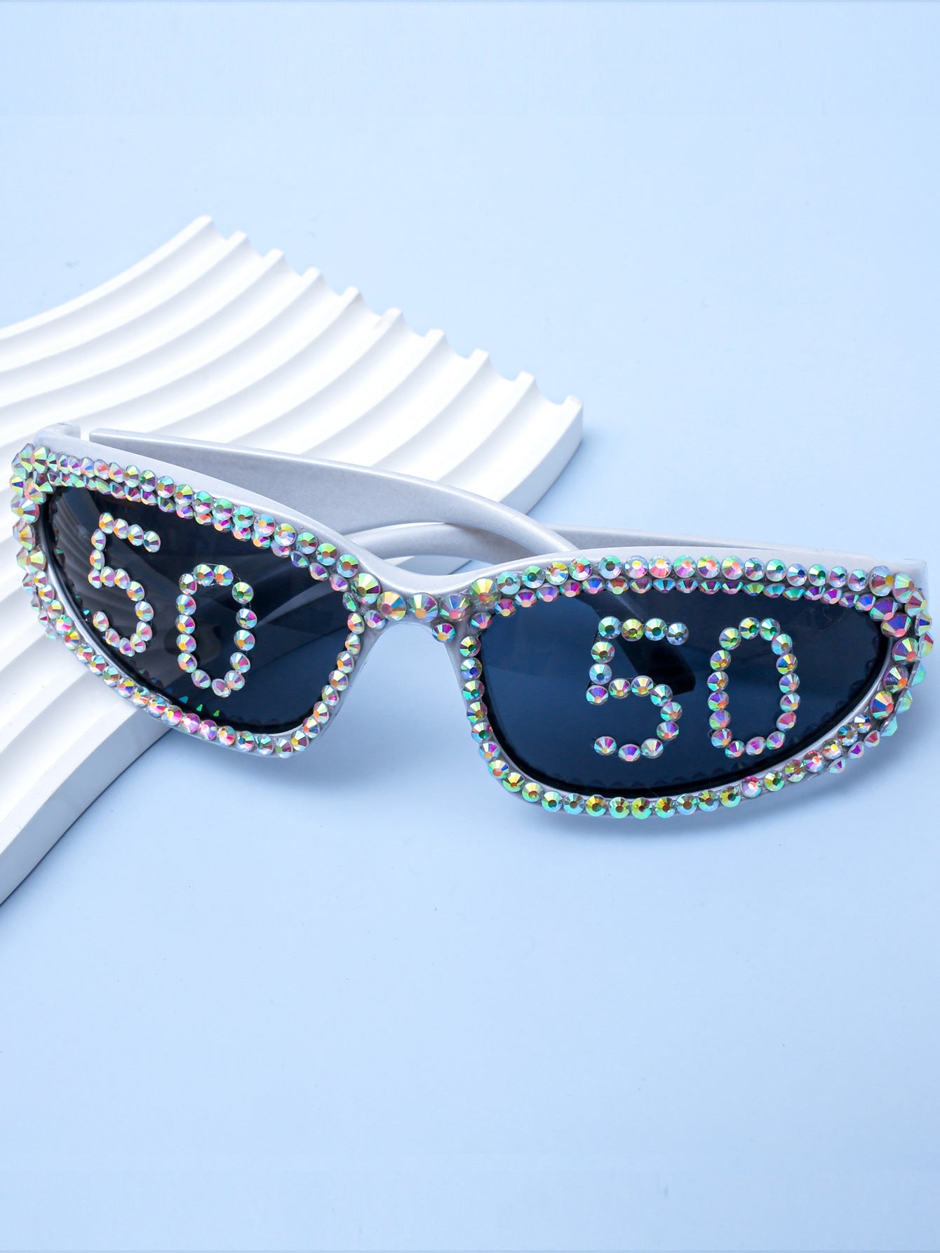 Dames Zonnebril met Strass en Unieke Inscriptie 8