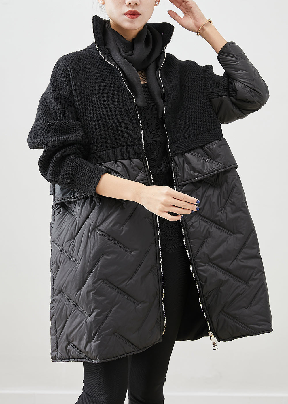 Dames Zwarte Gebreide Jas met Rits en Patchwork 1