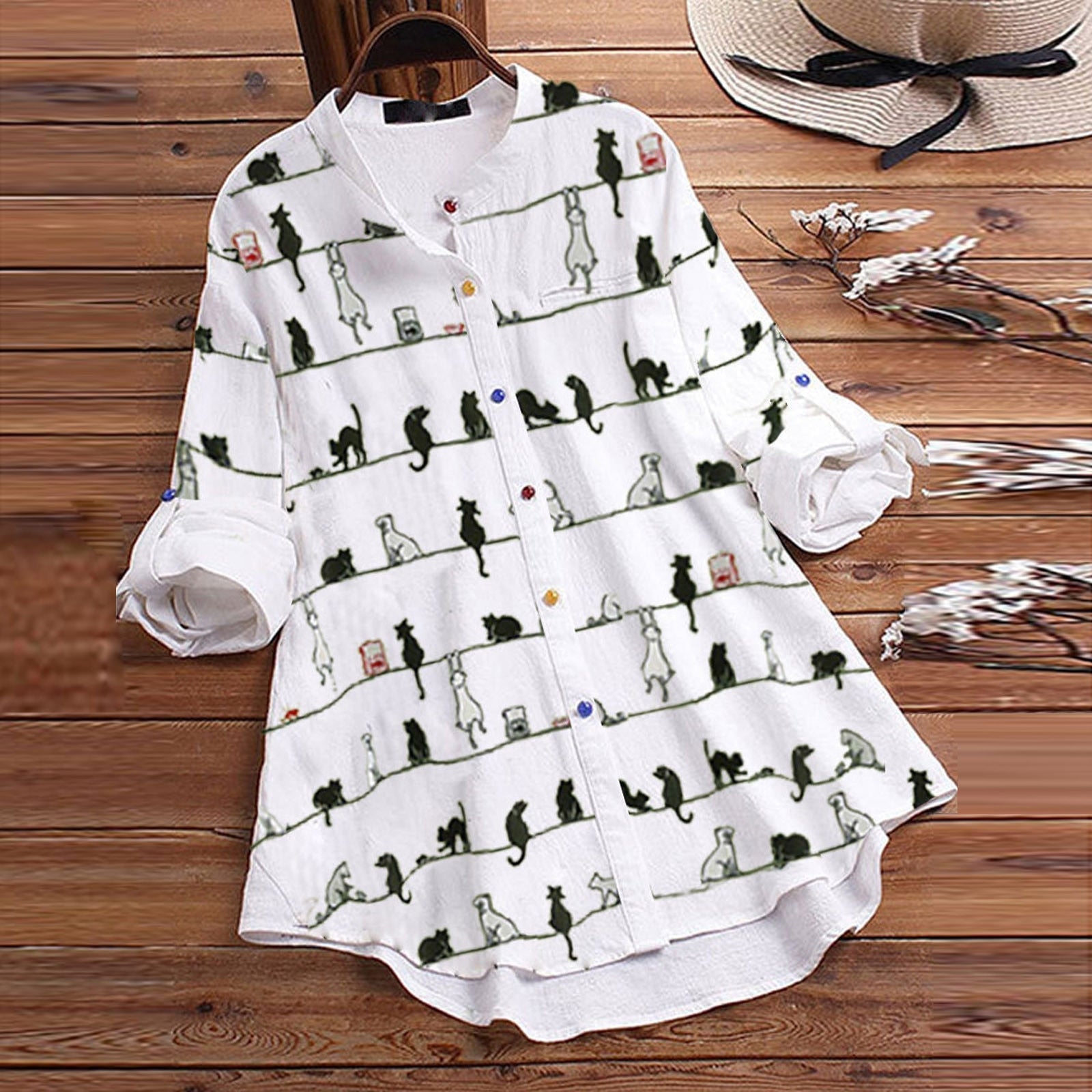 Damesblouse met Kattenmotief en Knoopsluiting 2
