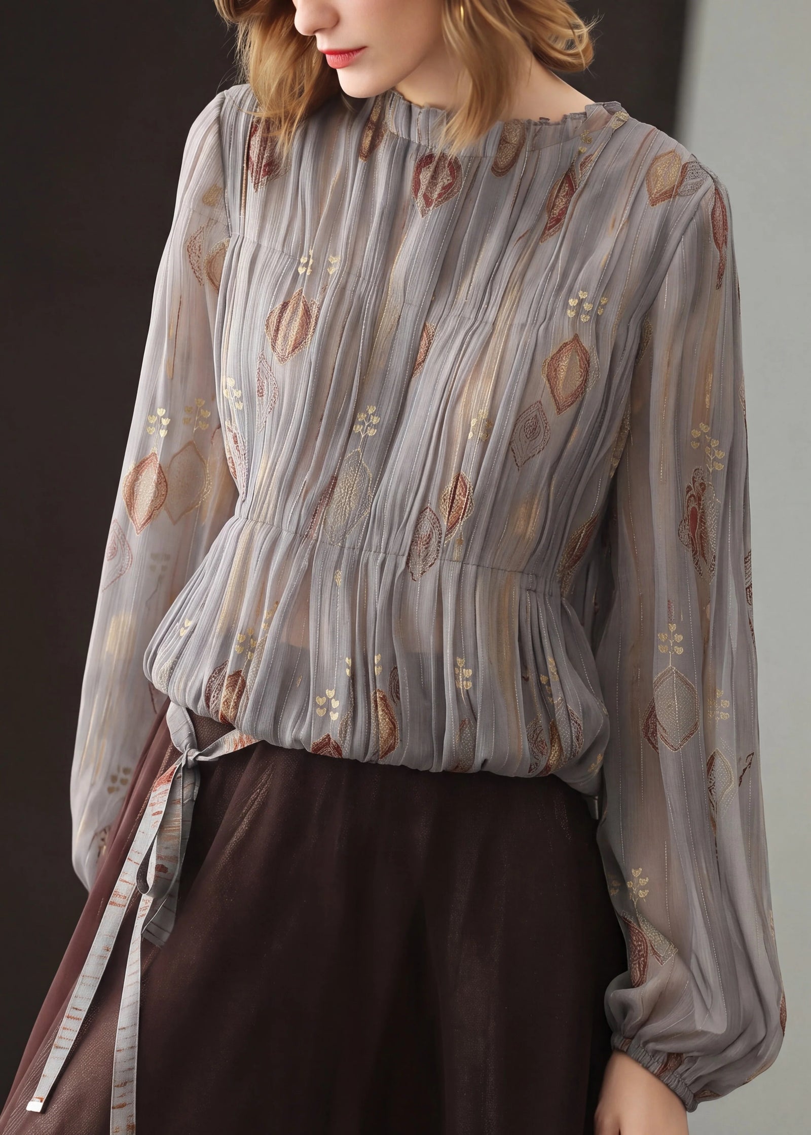 Damesblouse met ronde hals en jacquard plooien 4