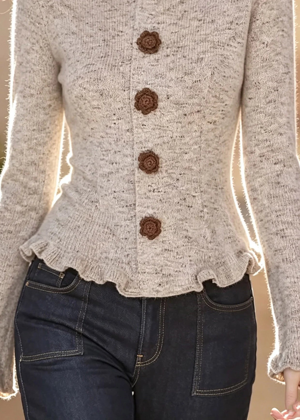Damesvest Gebreid Met Ruches En Patchwork Met Uitlopende Mouwen 3