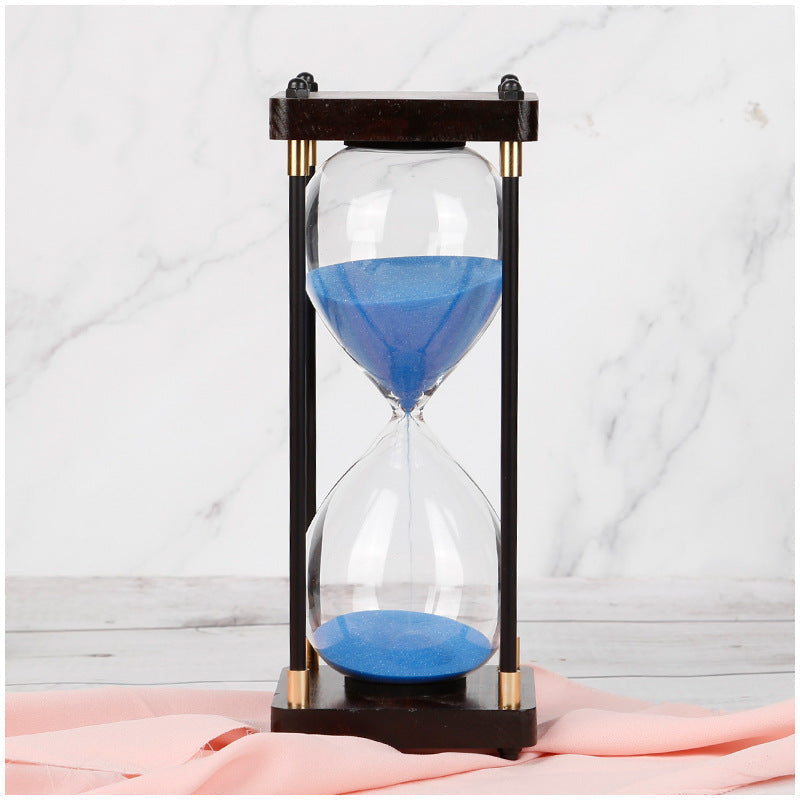Moderne Zandloper van Hout en Glas met Gouden Accenten 7