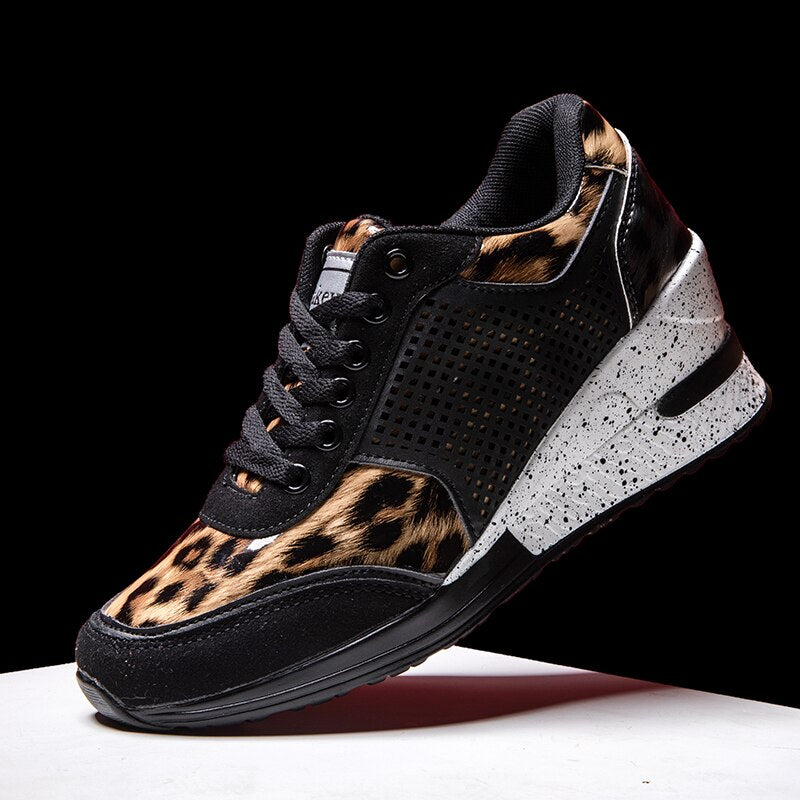 Dames sleehakken met vetersluiting