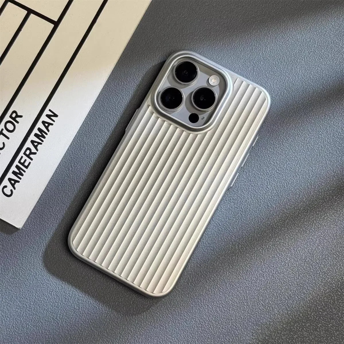 Telefoonhoesje voor mannen met geribbelde textuur 1