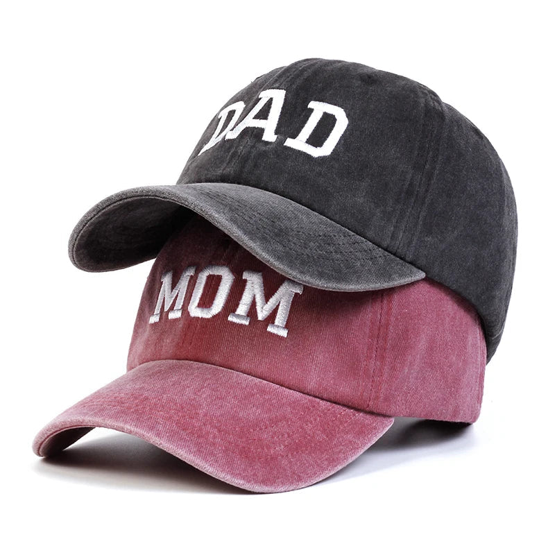Unisex Hoed met Geborduurde Mama & Papa Tekst 0