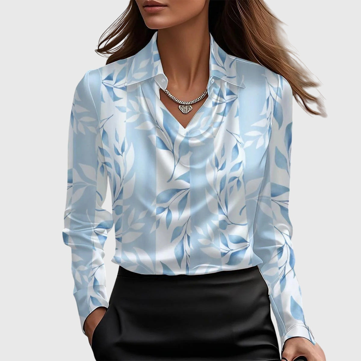 Witte Blouse Dames Met Drapering Voor Een Stijlvolle Look 4